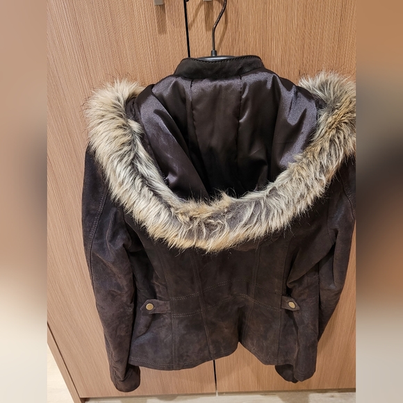 Danier leather jacket - Picture 4 of 4